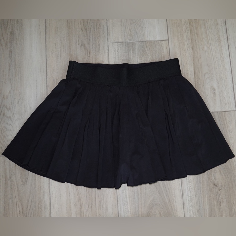Aritzia Black Skater Skirt